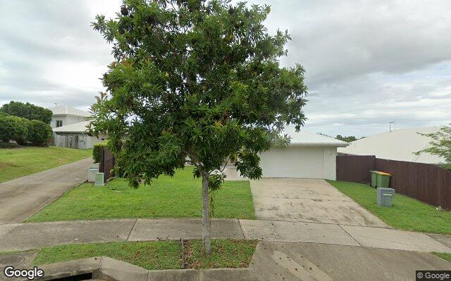Street View image of 14 Bjelke Cct, Rural View QLD property